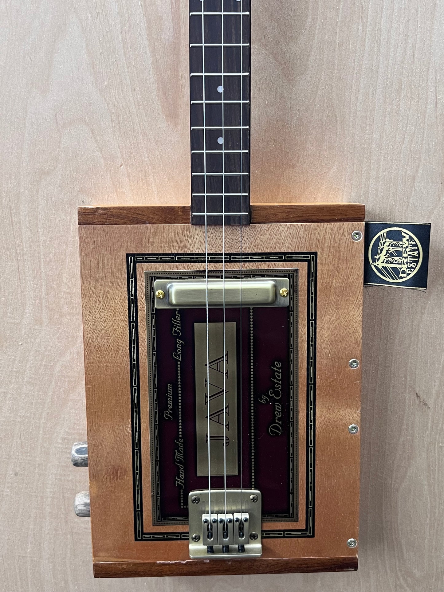 Cigar Box Guitar