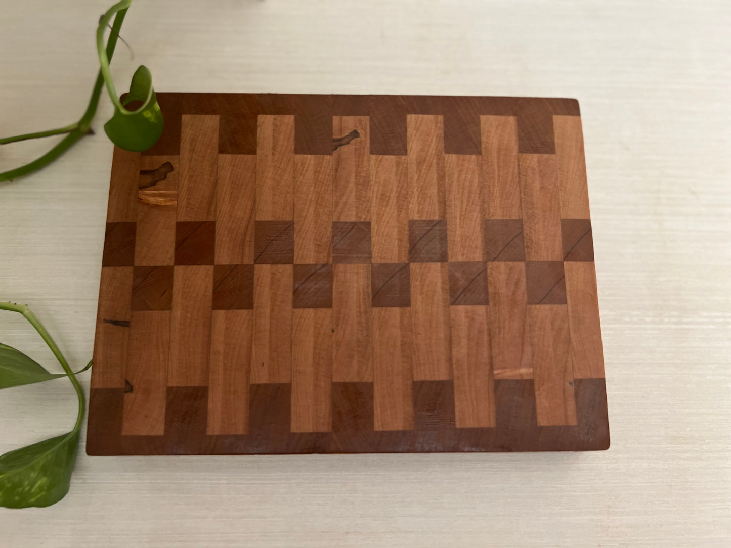 End-Grain Cutting Board